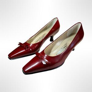 Ferragamo Cherry Pumps, Size 5, never worn